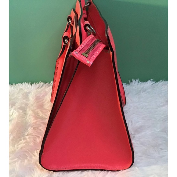 Kate Spade Flamingo Pink Stuctured Handbag/Crossbody - Picture 3 of 8